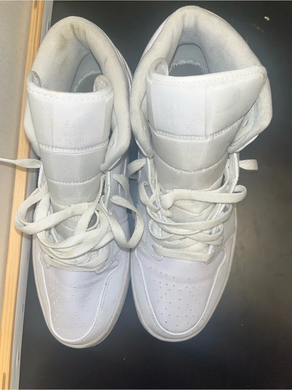 Air Jordan 1 Mid 